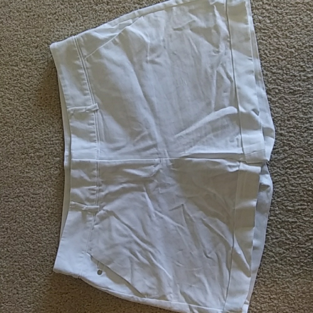 Women's Apt 9 Torie Midrise Cuffed Shorts